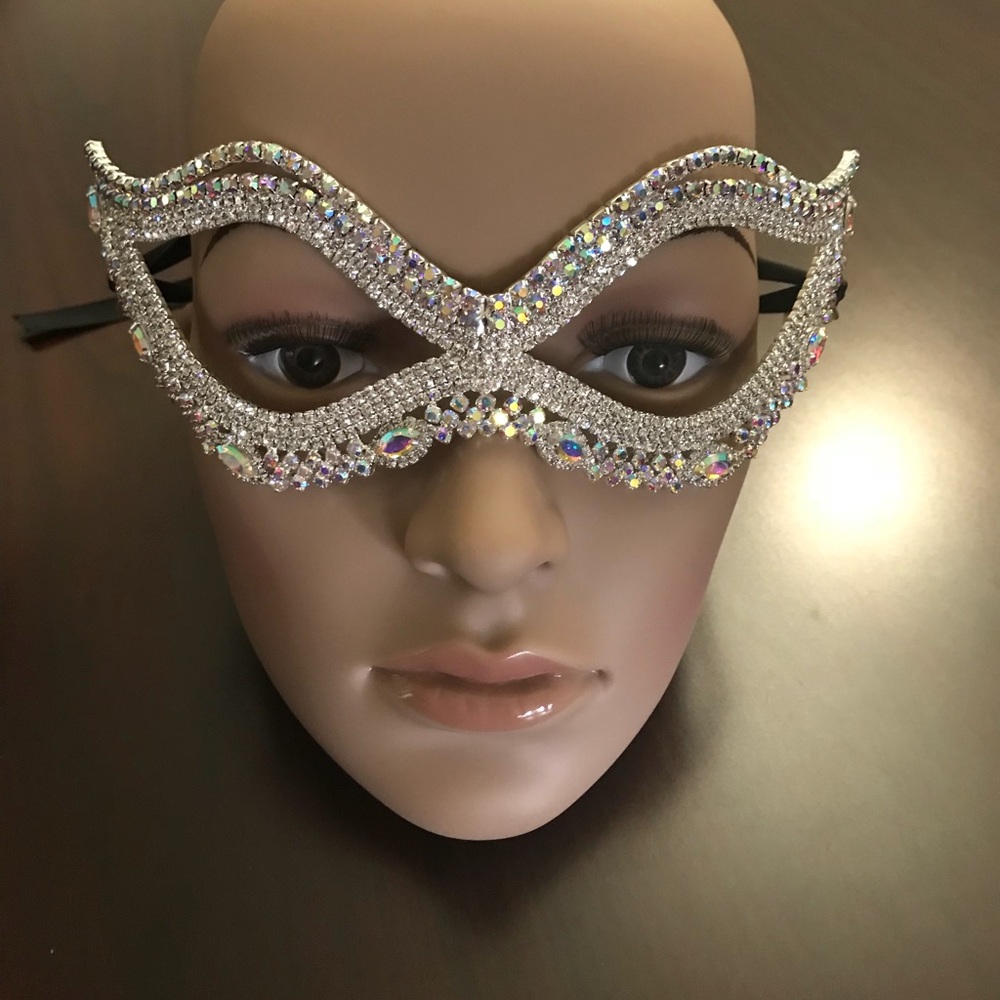 Masquerade mask